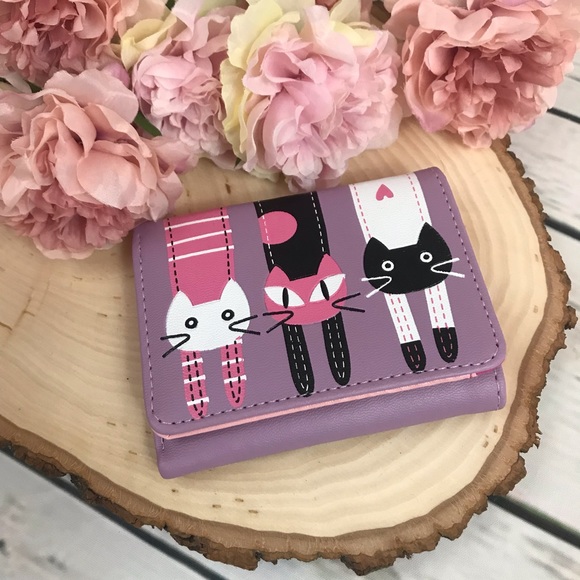 Vegan Leather Lavender Cat Wallet - Picture 2 of 6